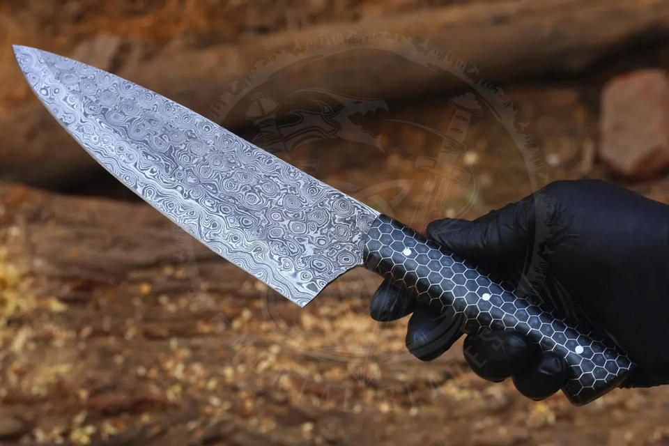 Professional 8 Inch Japanese Damascus Chef Knife | 67-Layer Steel & Honeycomb Resin Handle