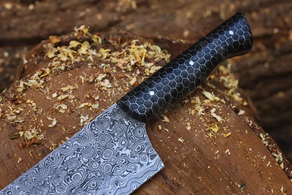 Professional 8 Inch Japanese Damascus Chef Knife | 67-Layer Steel & Honeycomb Resin Handle