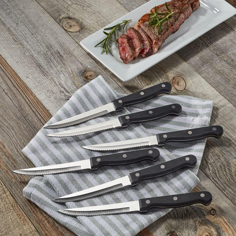 Serrated Steak Knife Set with Non-Stick Coating & Plastic Handle for Restaurants & Hotels