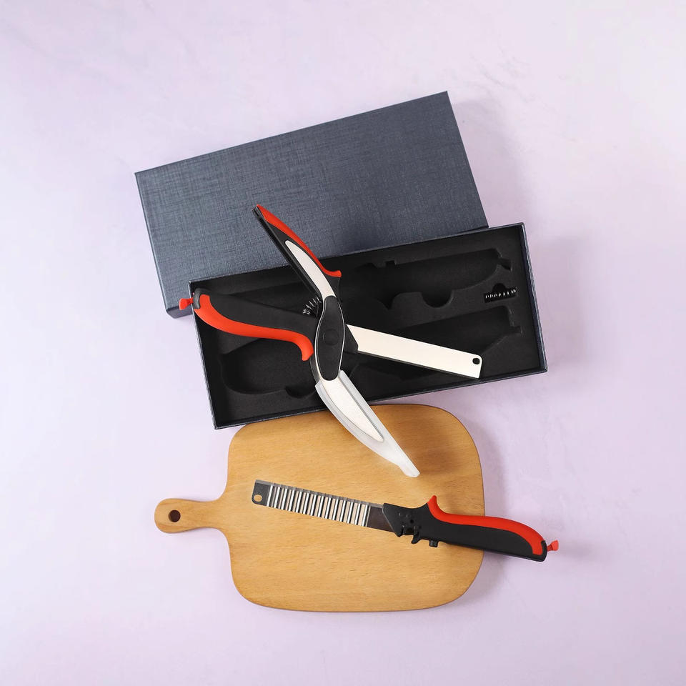 2-in-1 Multifunction Stainless Steel Kitchen Shears & Cutting Board Set